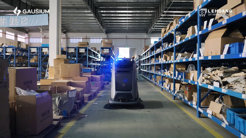 Robot vệ sinh công nghiệp Gausium Marvel giải quyết bài toán làm sạch kho bãi