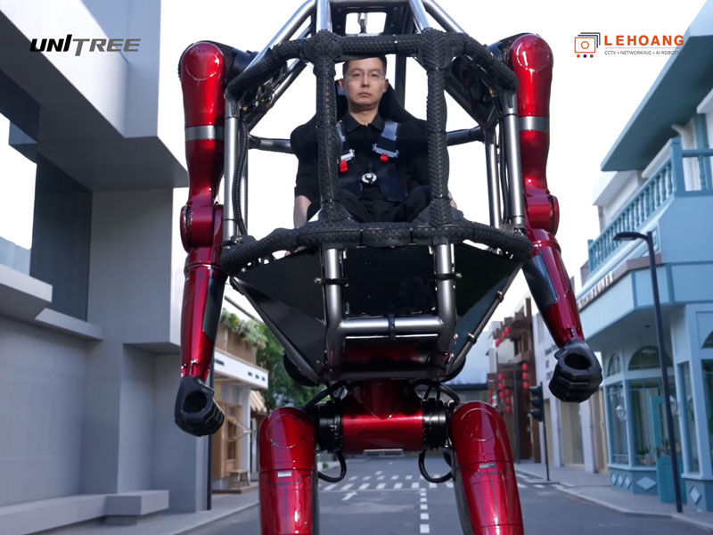 Thiết kế buồng lái an toàn bảo vệ người điều khiển robot mecha Unitree