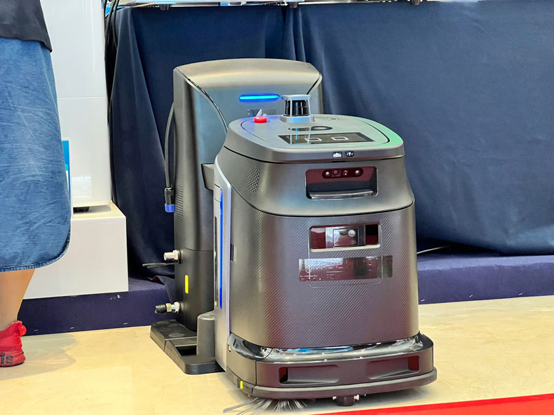 Robot vệ sinh khách sạn Gausium Phantas tại HORECFEX 2026