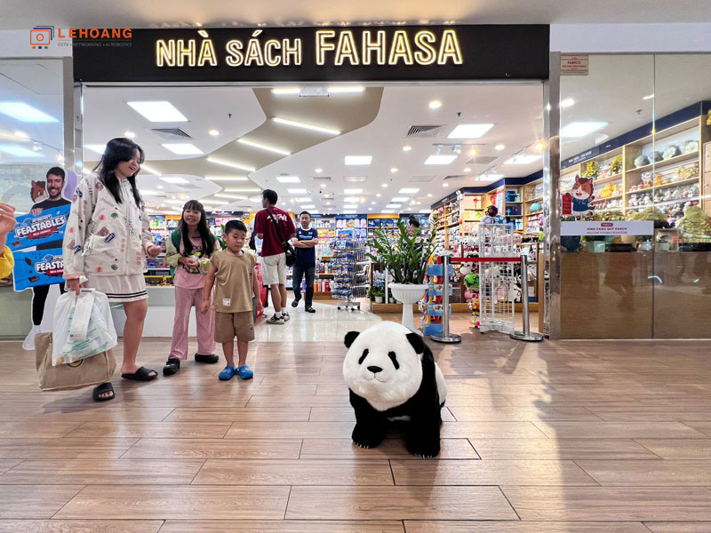 Unitree Go2 Panda: Robot gấu trúc tạo điểm nhấn cho sự kiện và không gian trải nghiệm