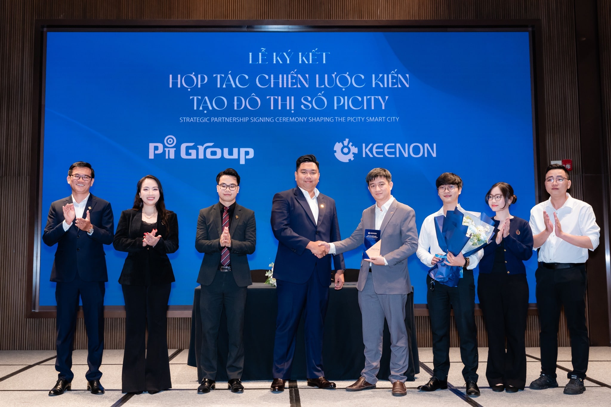 LÊ HOÀNG ROBOTICS KÝ KẾT HỢP TÁC CHIẾN LƯỢC VỚI PI GROUP – TIÊN PHONG KIẾN TẠO ĐÔ THỊ SỐ PICITY